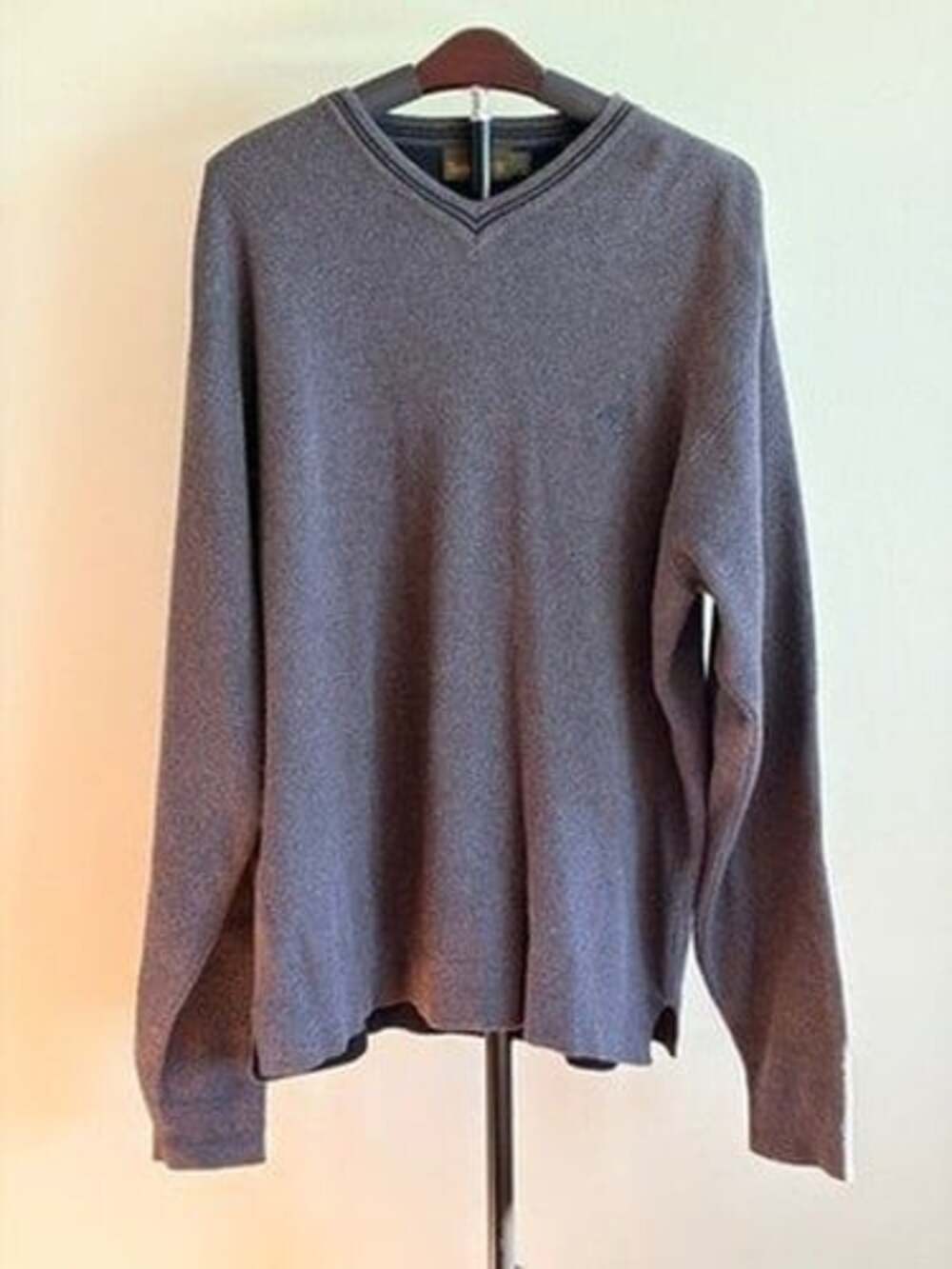 Timberland Sweater Mens L Gray V Neck Knit Pullover Long Sleeve Embroidered Tree